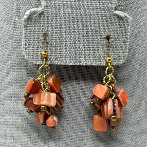 Orange and Red Beaded Cluster Earrings Gold Tone Fish Hook Design Genuine Shell - Picture 1 of 5
